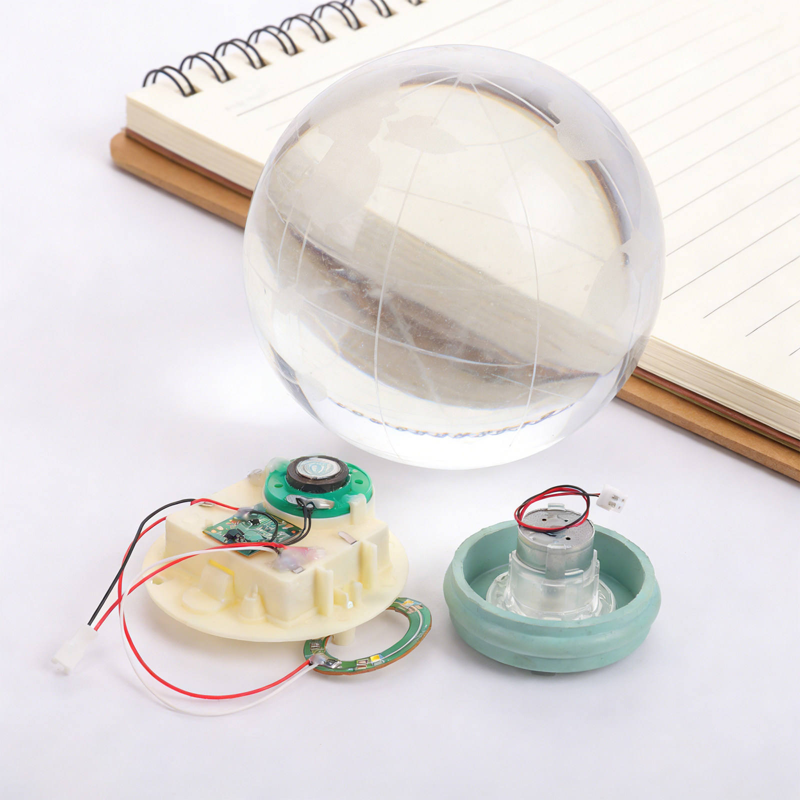 Snow Globe Movement with Music - огляд і ціна Snow Globe Musical