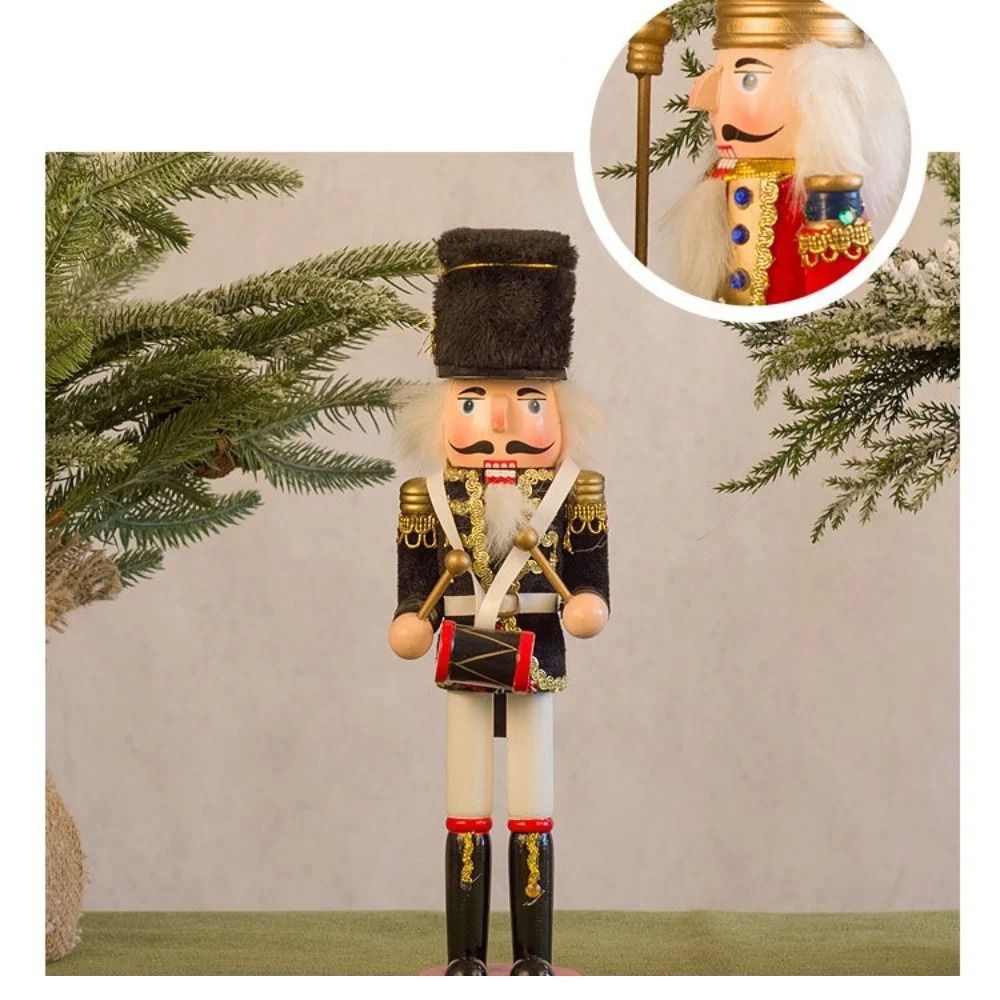 Merry Christmas Vintage Christ - огляд і ціна Nutcracker Figurine